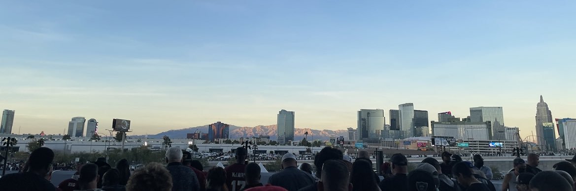 VPinello_19's profile banner image