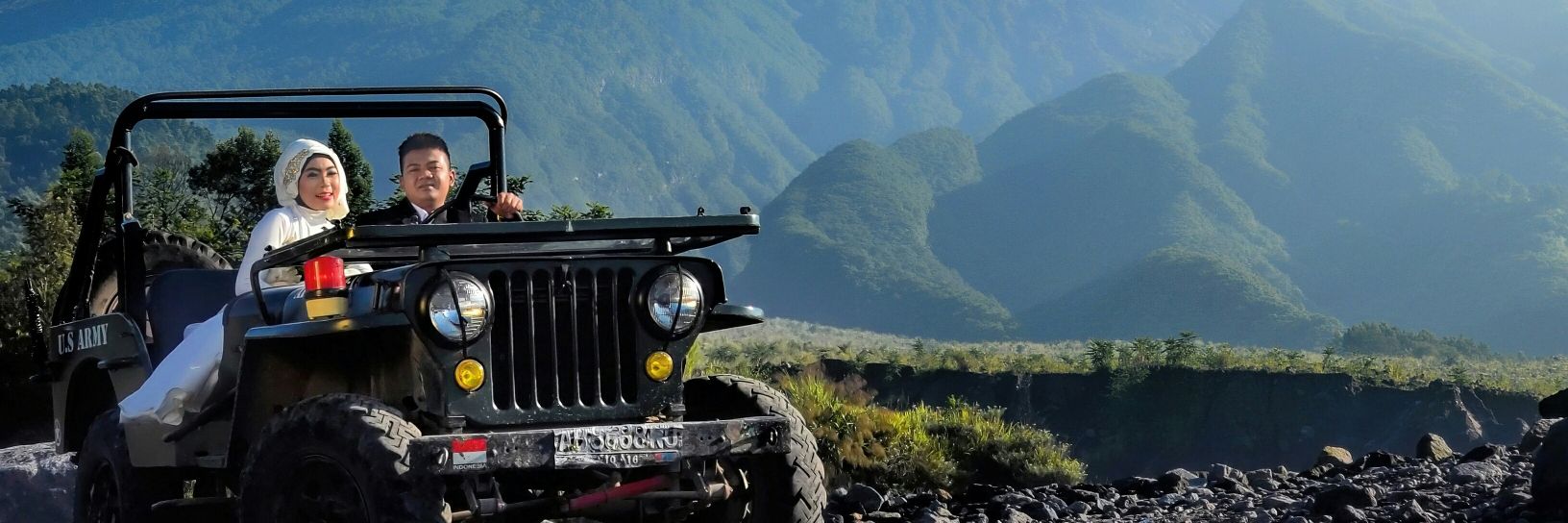 Lava Tour Merapi banner