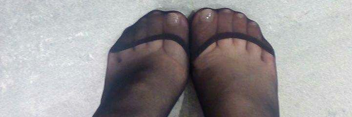 FeetDen banner