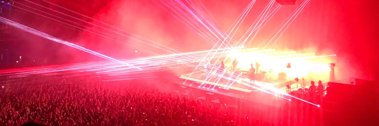 Simon Tomkins banner