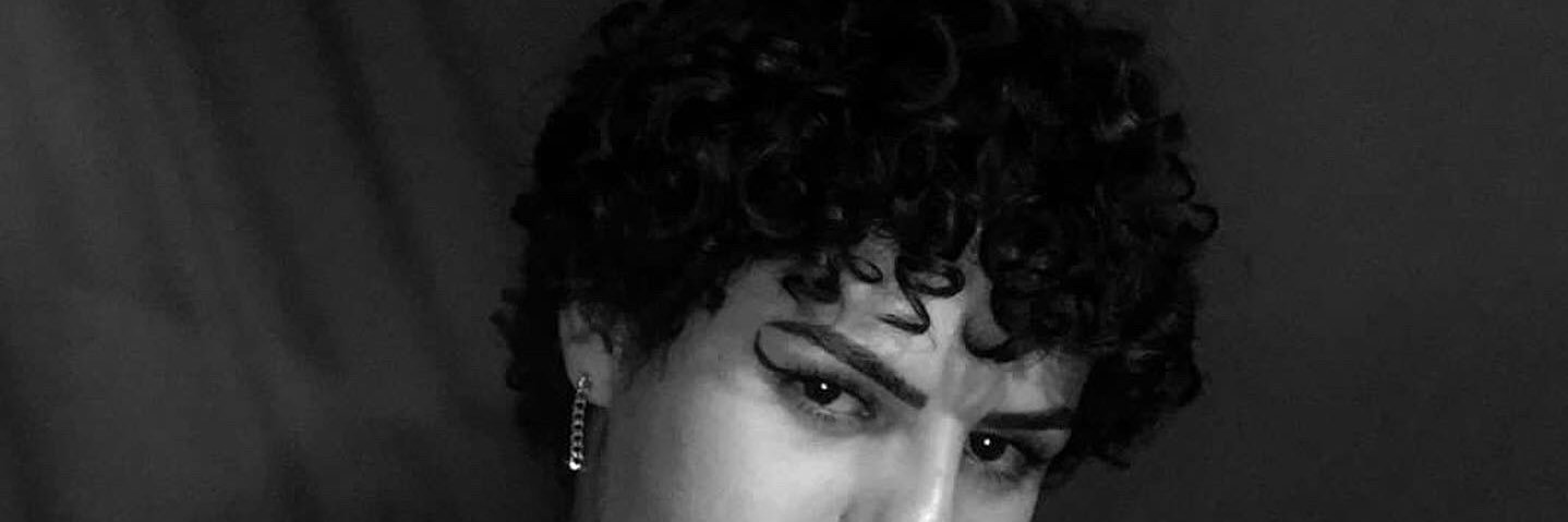 Isis_ssant's profile banner image