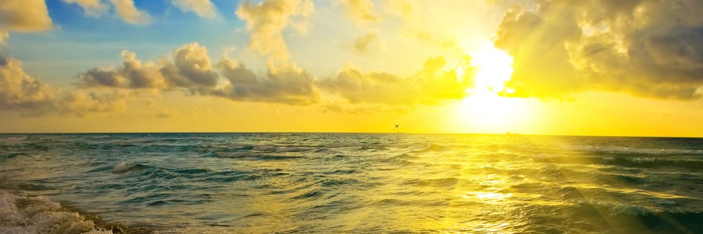 me💙 banner