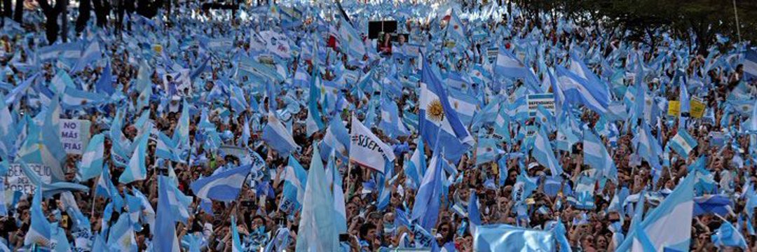 Nazarena Peruyera 🇦🇷 banner