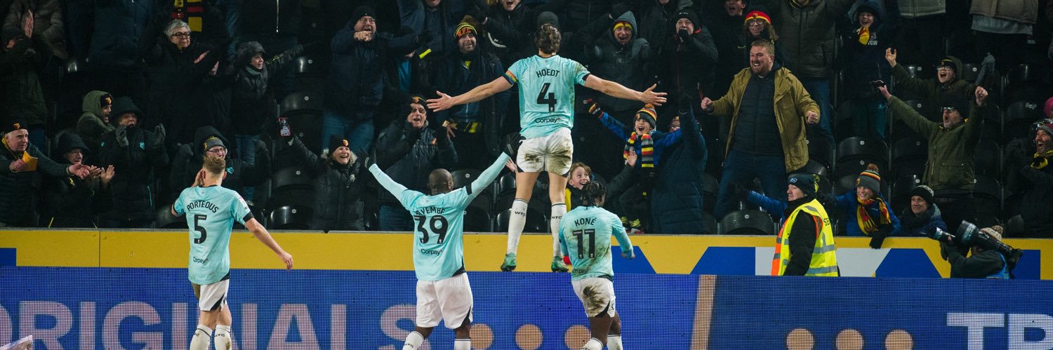 Noah 🐝 banner