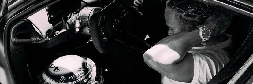 soheleese's profile banner image