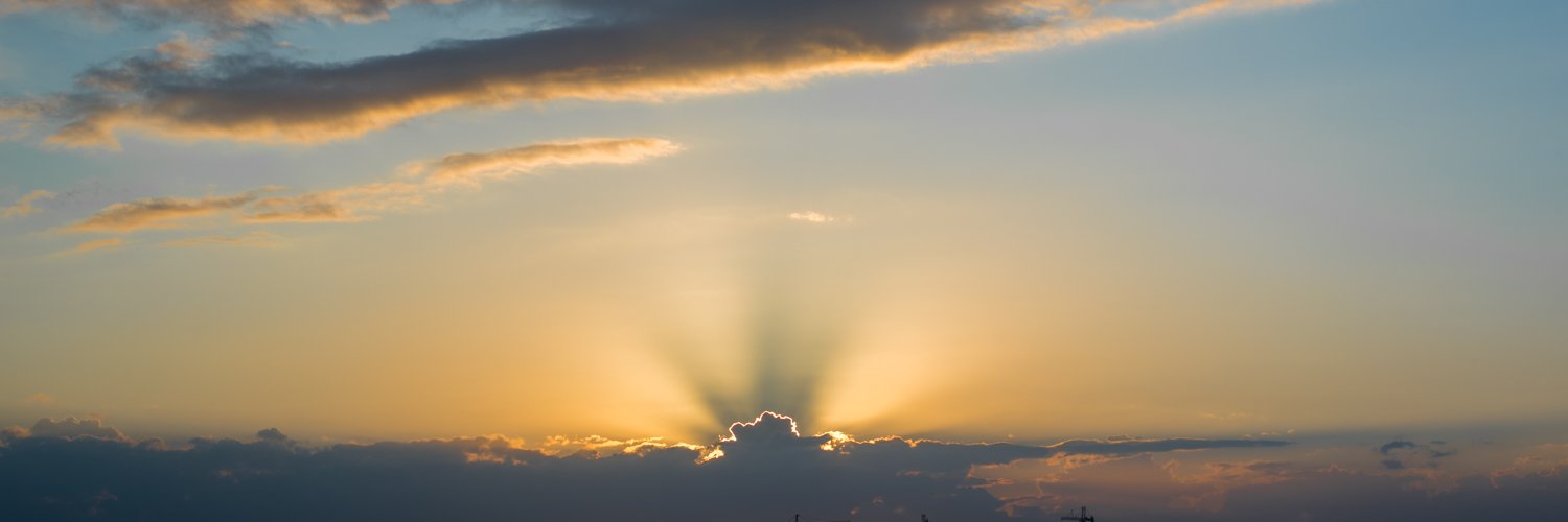 AleRoblesR1's profile banner image