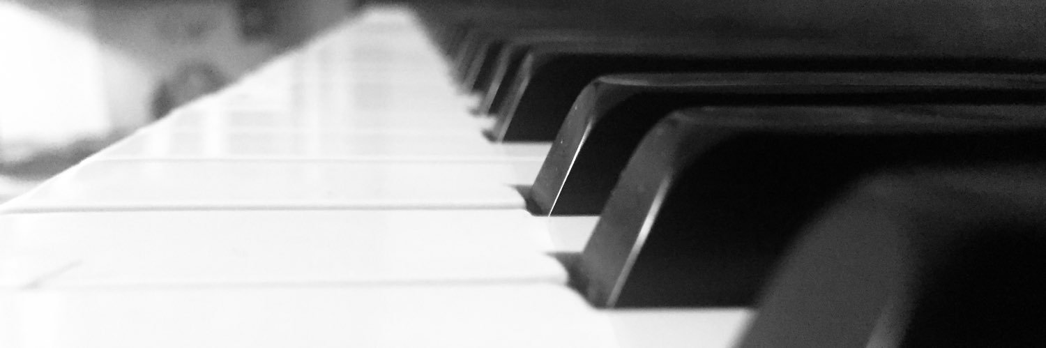 AnjoliColar's profile banner image