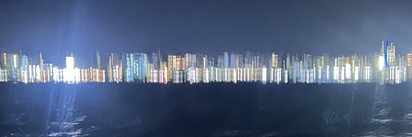 mnaweez Profile Banner