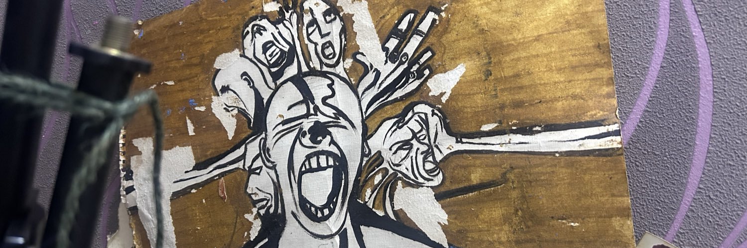 mnaweez's profile banner image