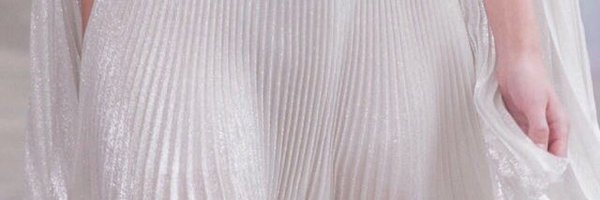 modelgloss Profile Banner