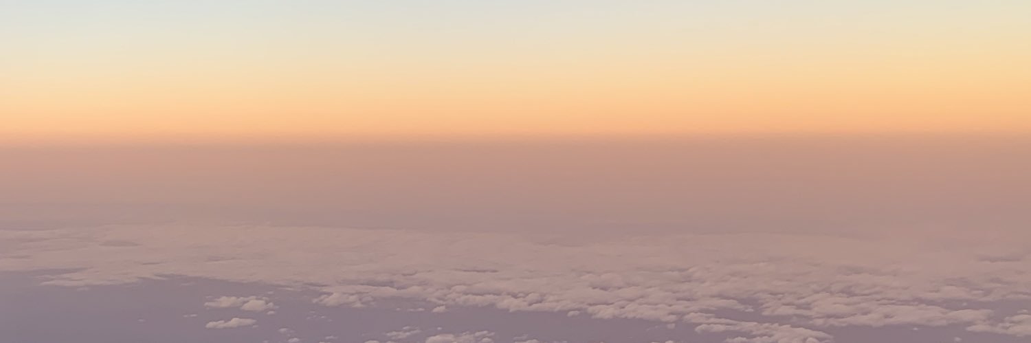 lovetkh8's profile banner image