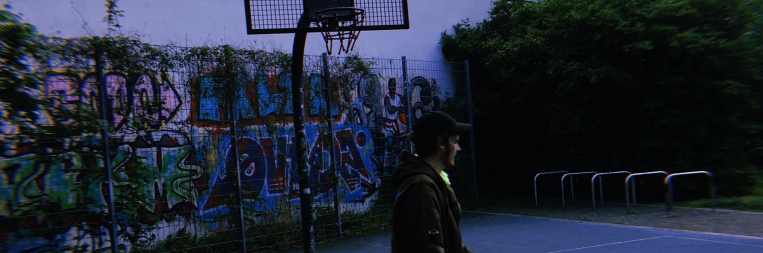 aufsteen's profile banner image