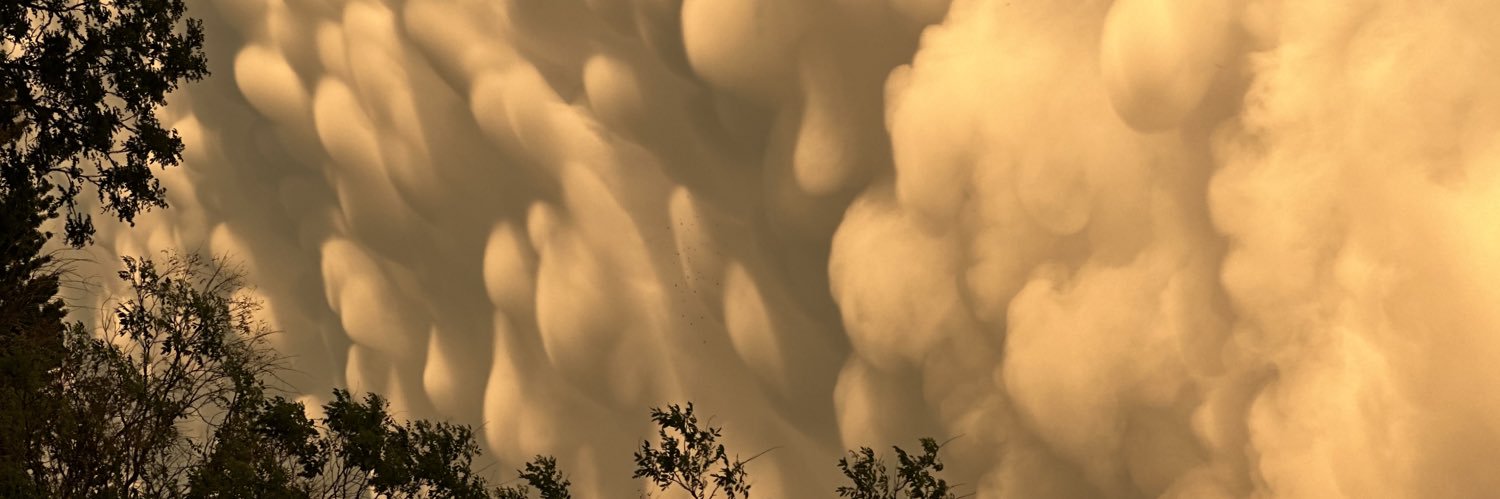 Xayvv's profile banner image