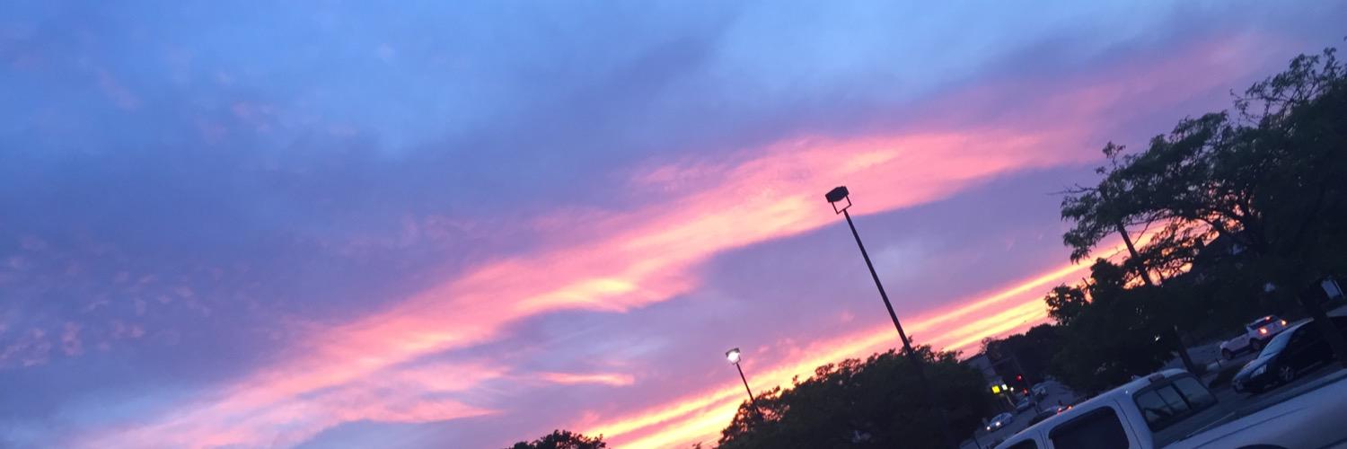 vickiw25's profile banner image