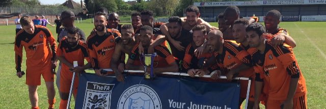 ⓡⓔⓐⓛⓜⓘⓛⓐⓝ banner