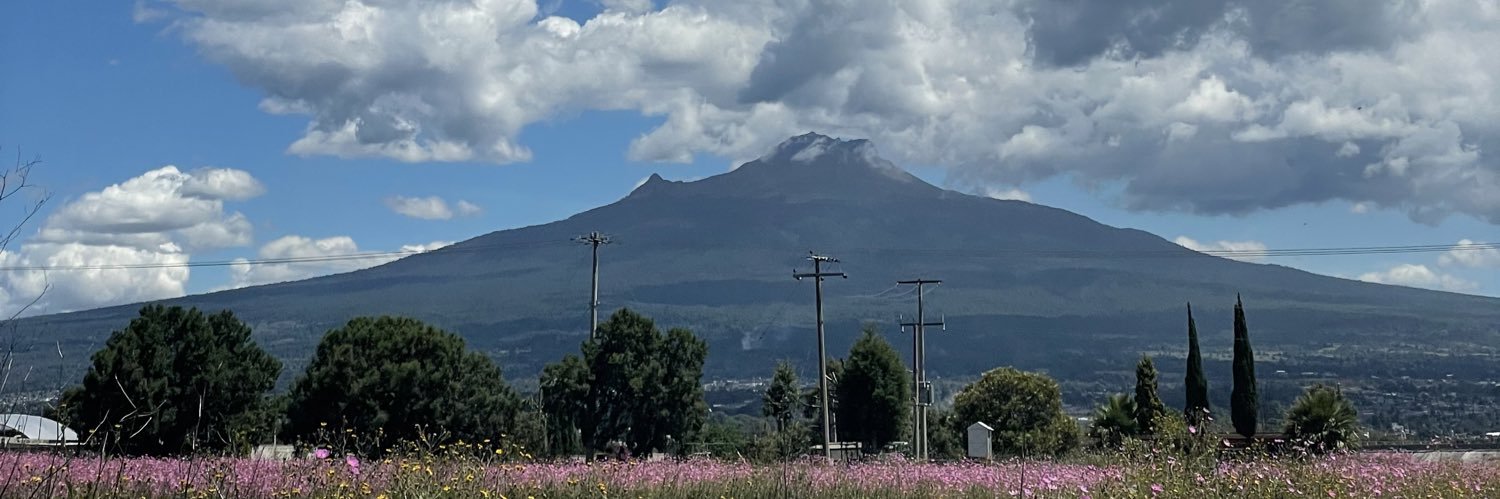 AlfrdoVazquez's profile banner image