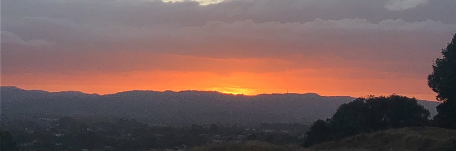 itslikah's profile banner image