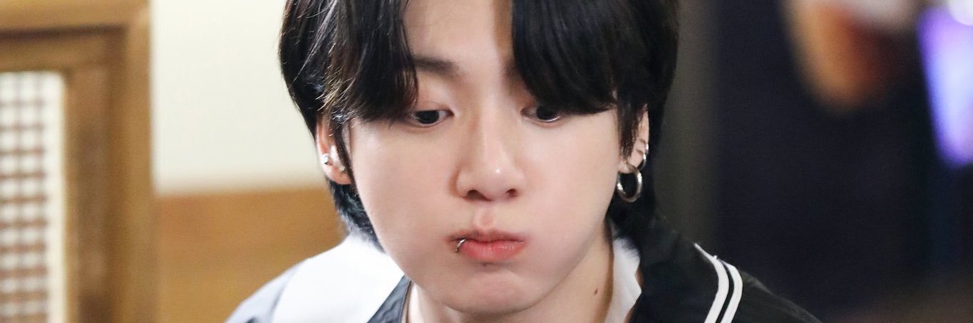 antikacang's profile banner image