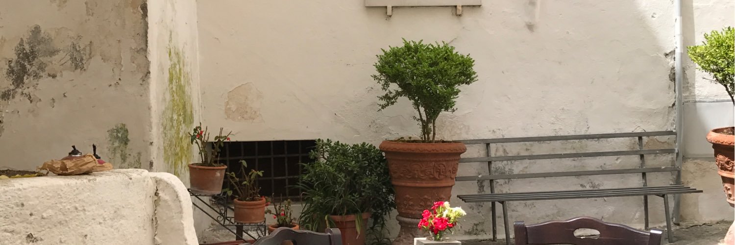 井内美香 Mika Inouchi banner