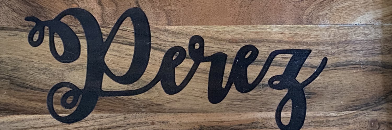 ValeriePerez👩🏻‍🏫's banner