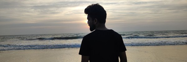 imshreyas28 Profile Banner
