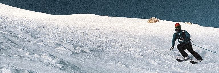 alesvarady's profile banner image
