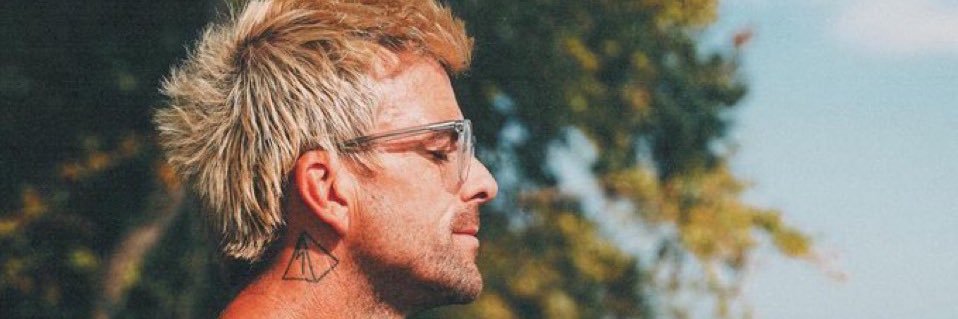 🐾edie Ⴟ 🐾 IS SEEING CIRCA SURVIVE banner