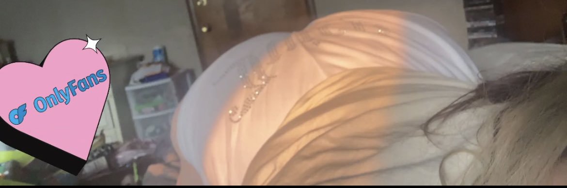 chrysa_dezz's profile banner image