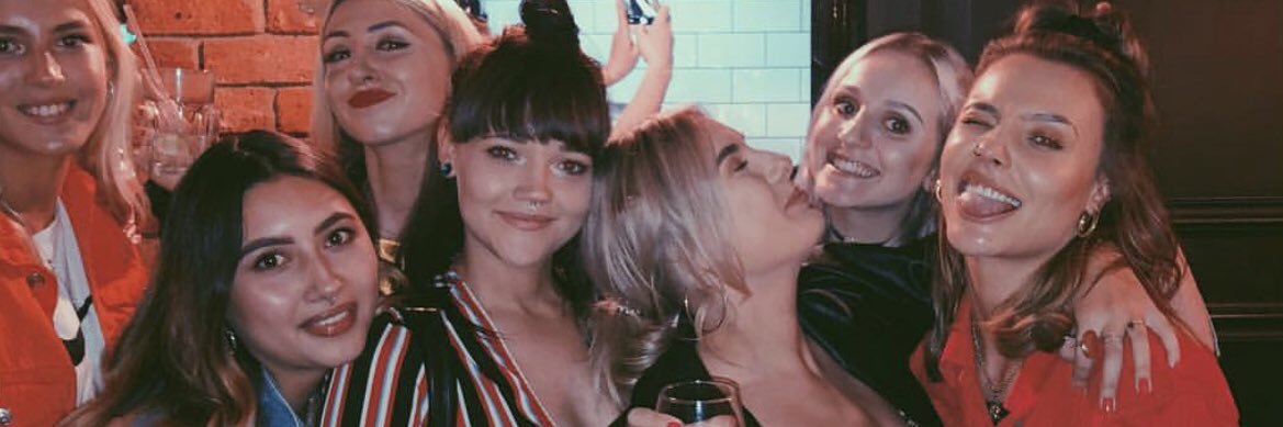 BecWillis's profile banner image
