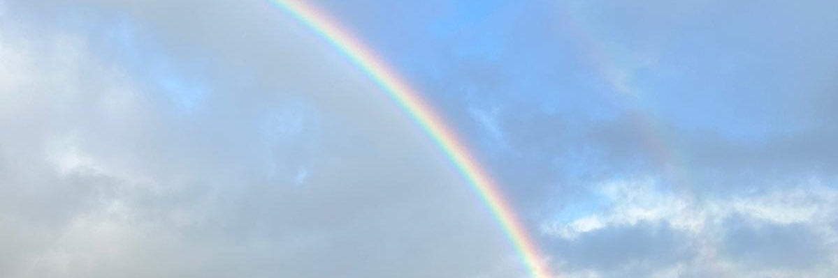 Essie_G's profile banner image