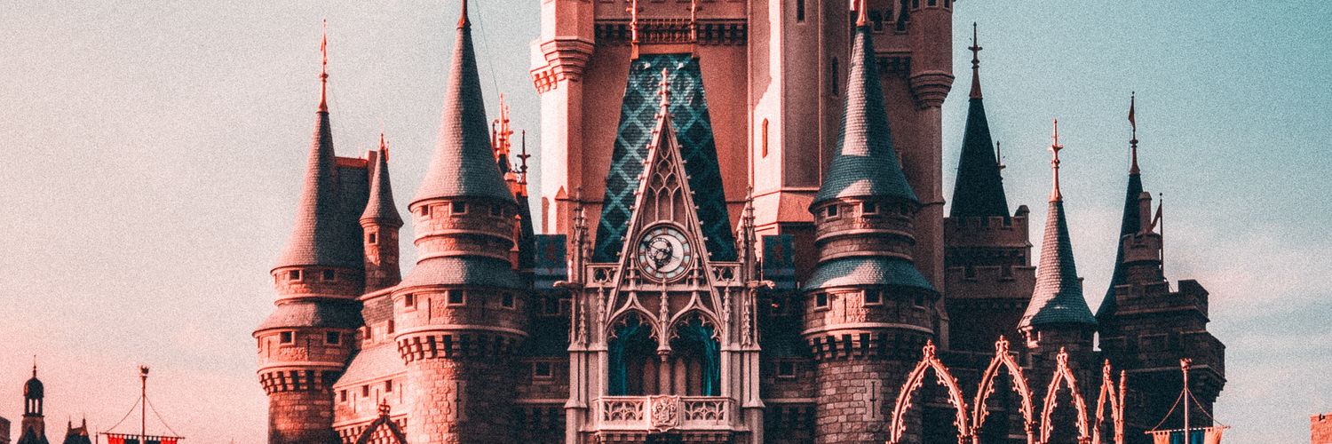 ysrinaL's profile banner image