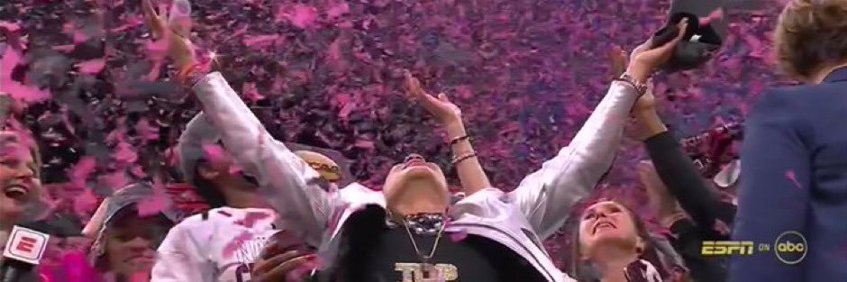 The Tinashe part of THIQUE banner