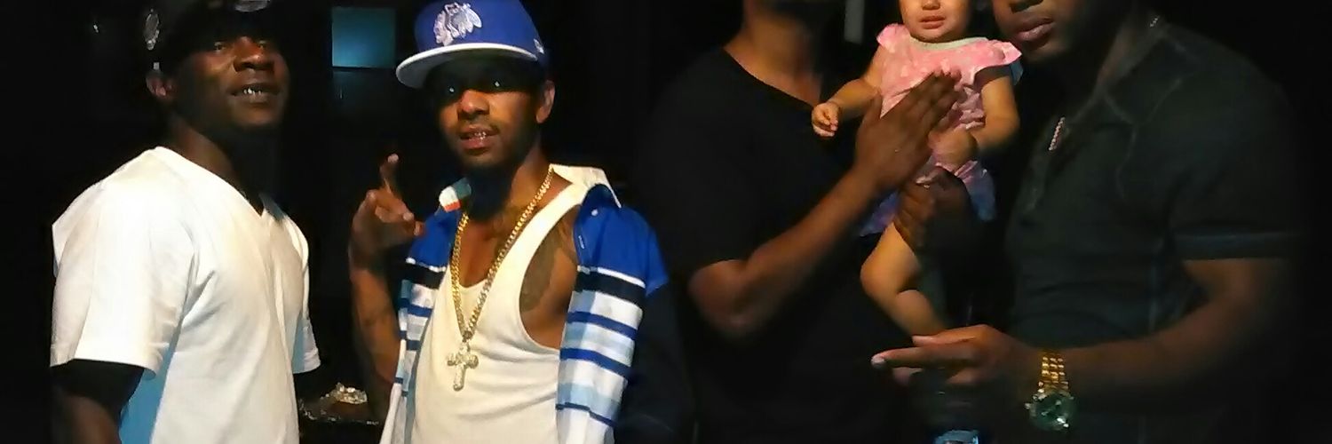 DeuceYung's profile banner image