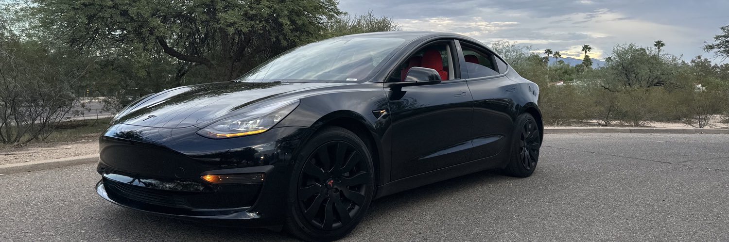 Saul Garcia and 10,000 others banner