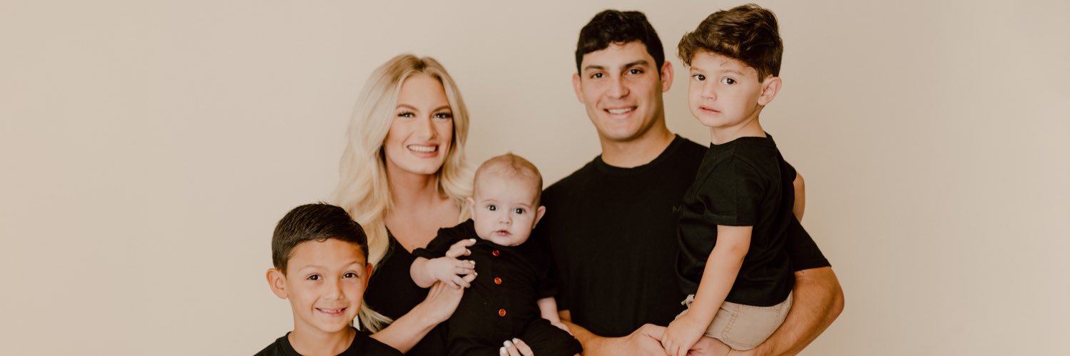 ciararivera_'s profile banner image