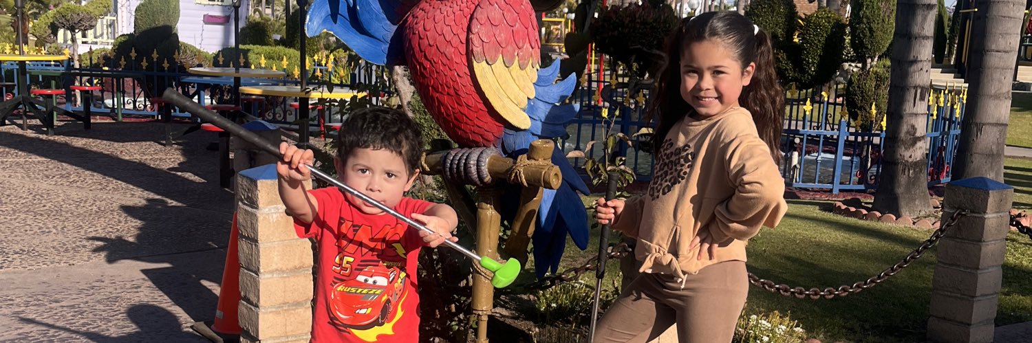 Mrs_Martinezz's profile banner image