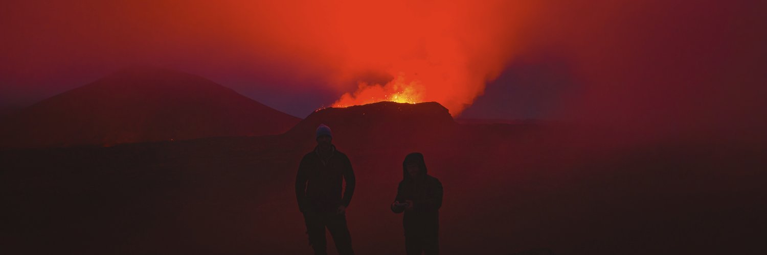 dfeens's profile banner image