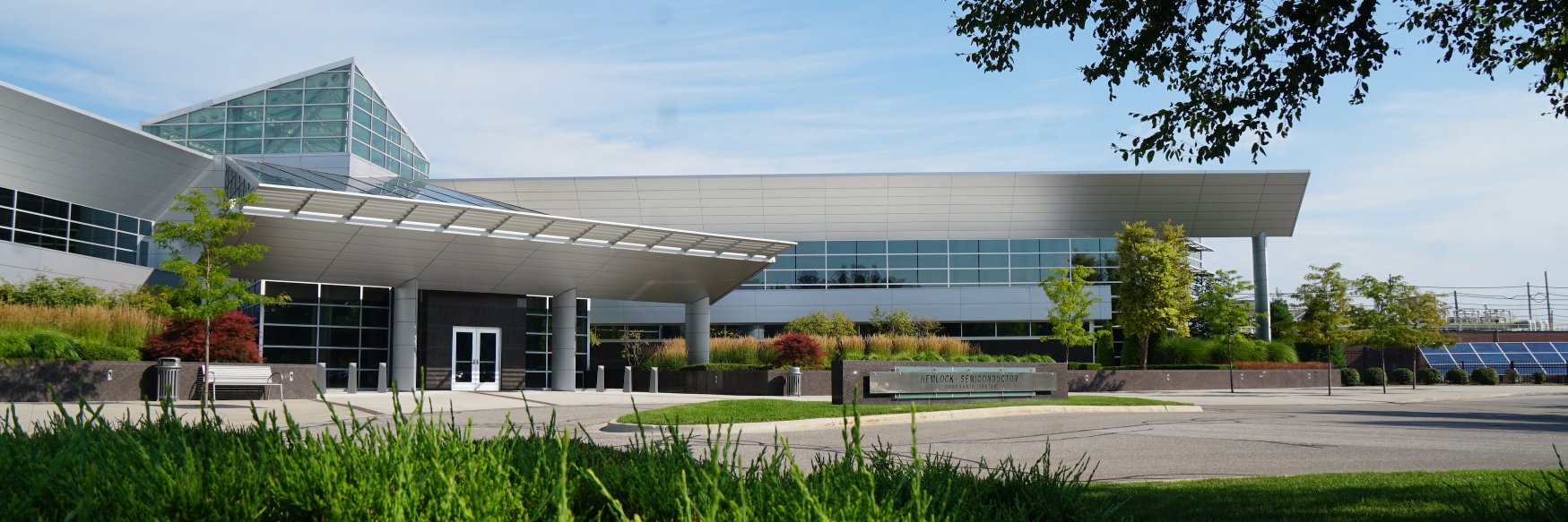 Hemlock Semiconductor banner