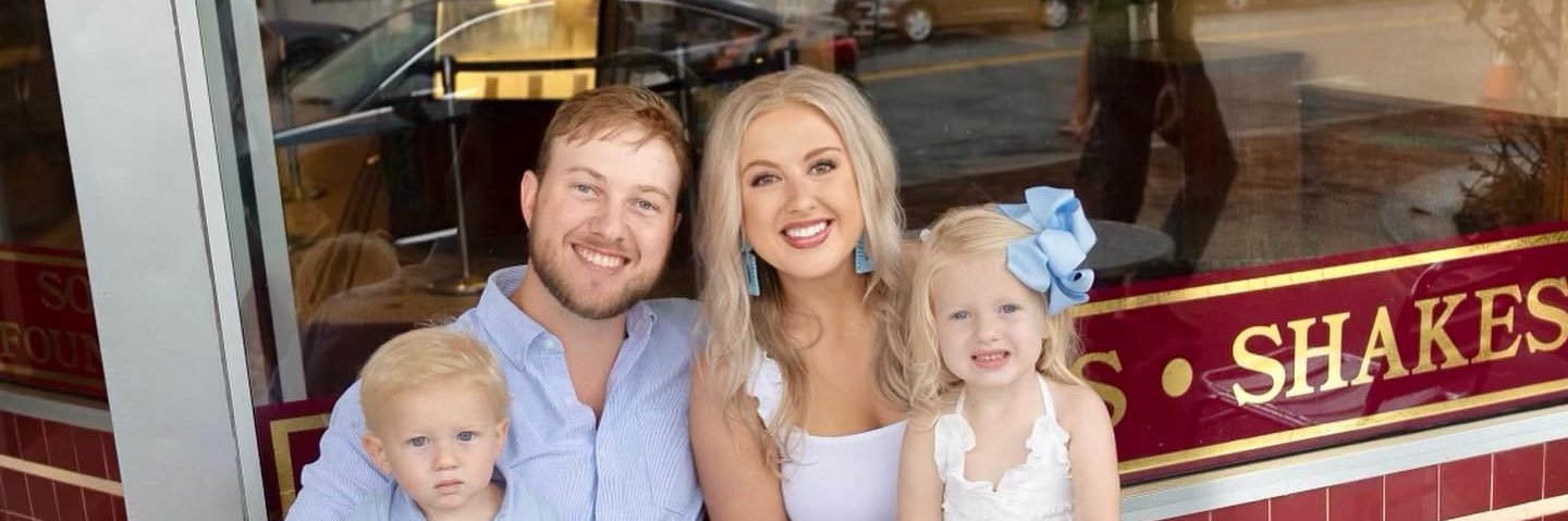 MadeleineParks_'s profile banner image
