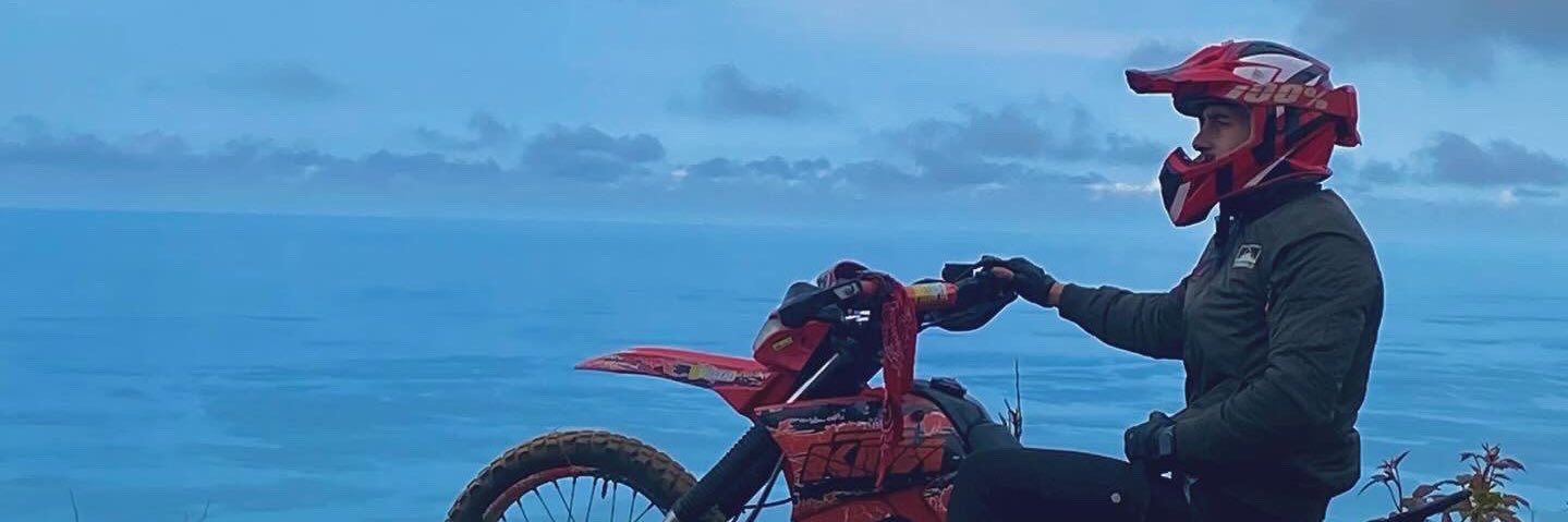 hsynm53's profile banner image