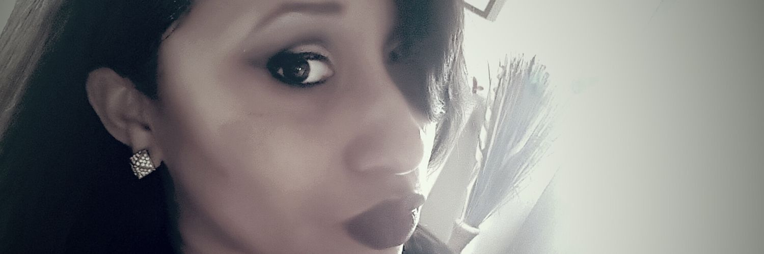 MsRikkiRenee's profile banner image