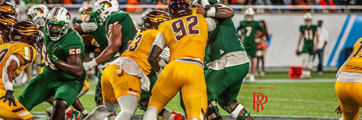 DeOnte Washington banner