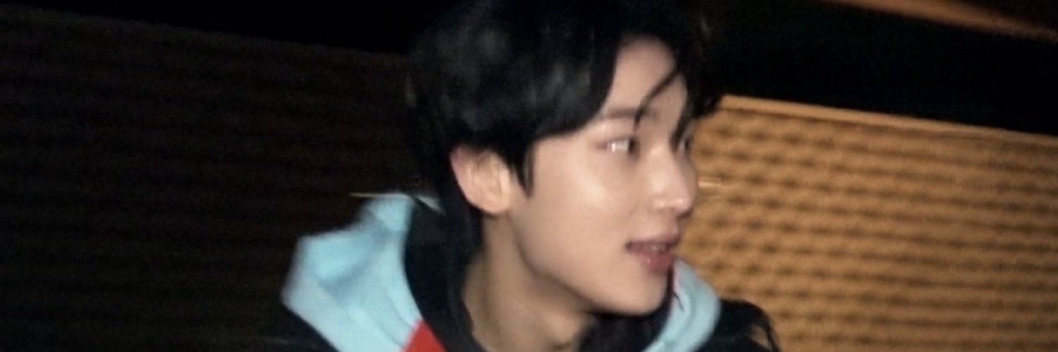 current_lowrain's profile banner image