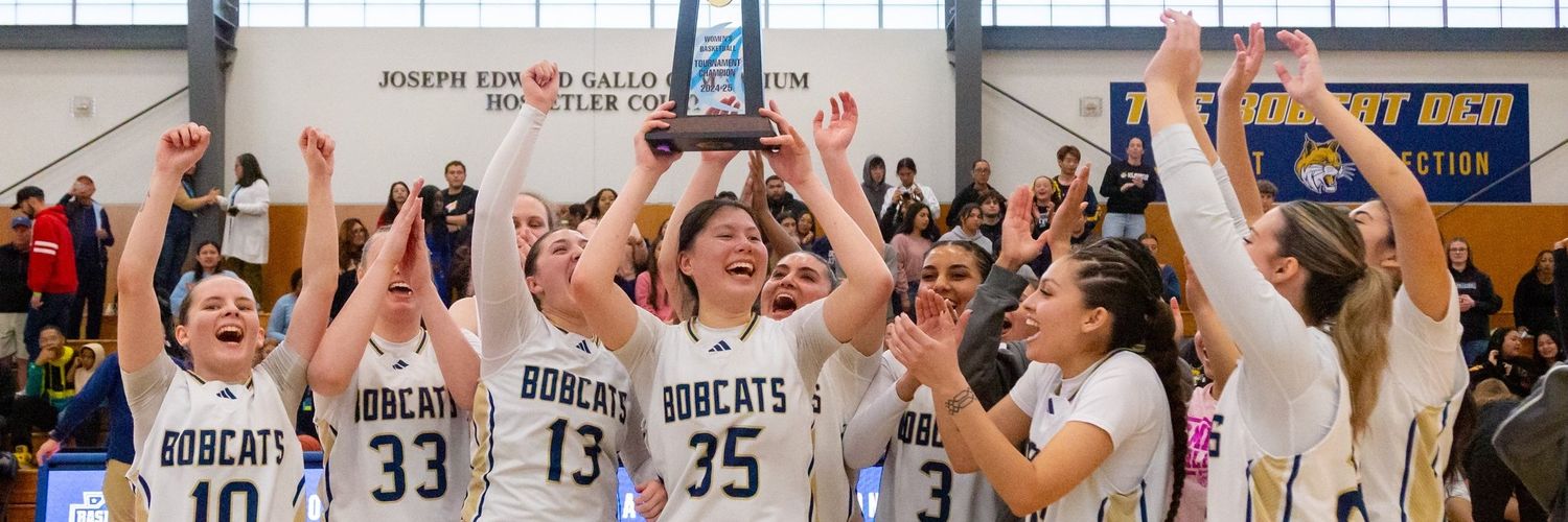 UC Merced Women’s Basketball banner