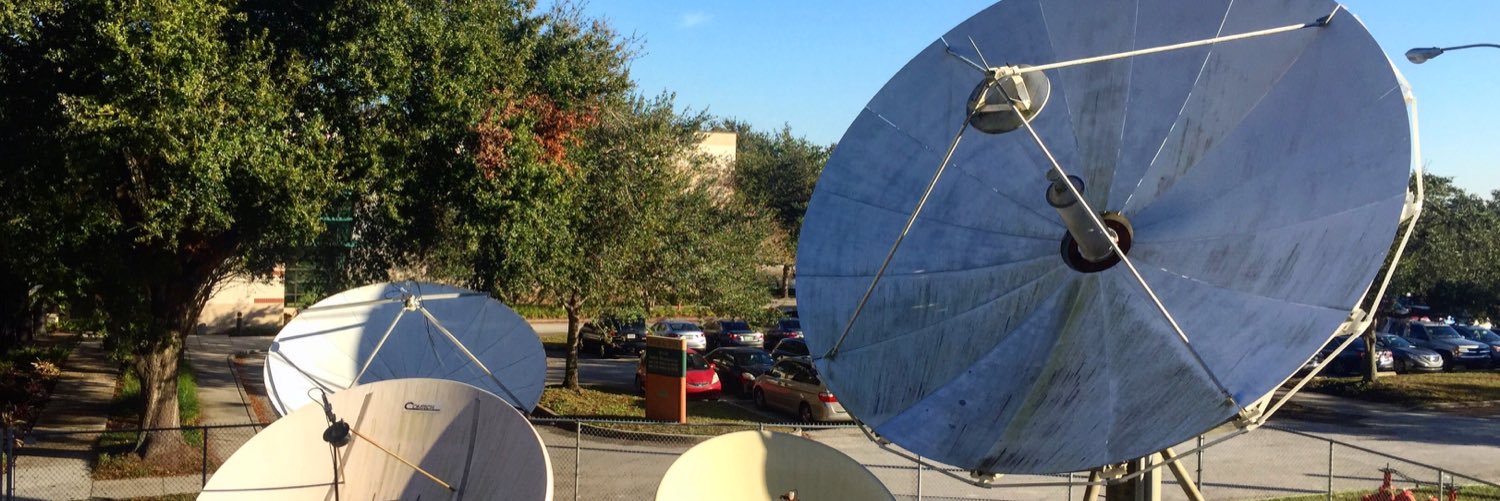 Roberto Roldan banner