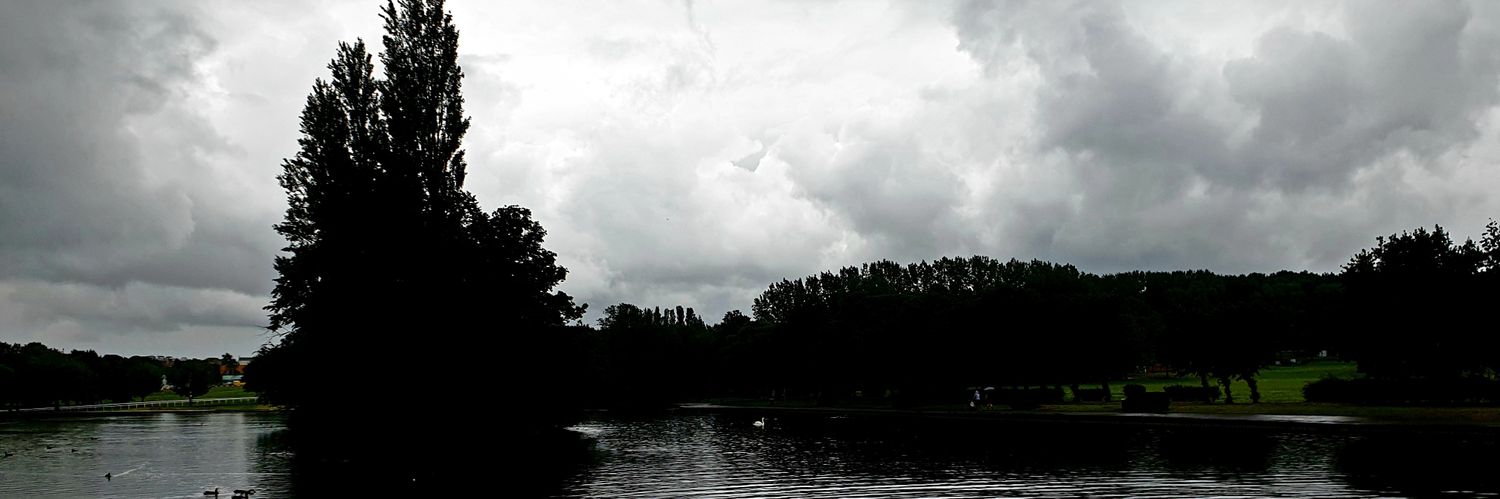 yhenderson079's profile banner image