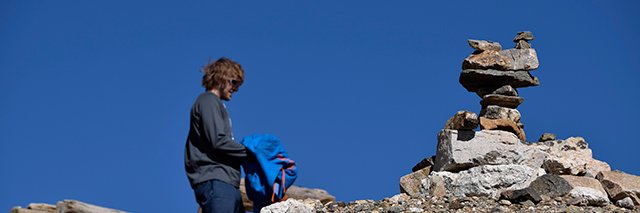 King Cairn banner