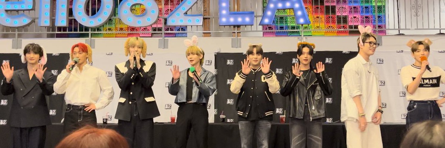 ♡⁸ banner