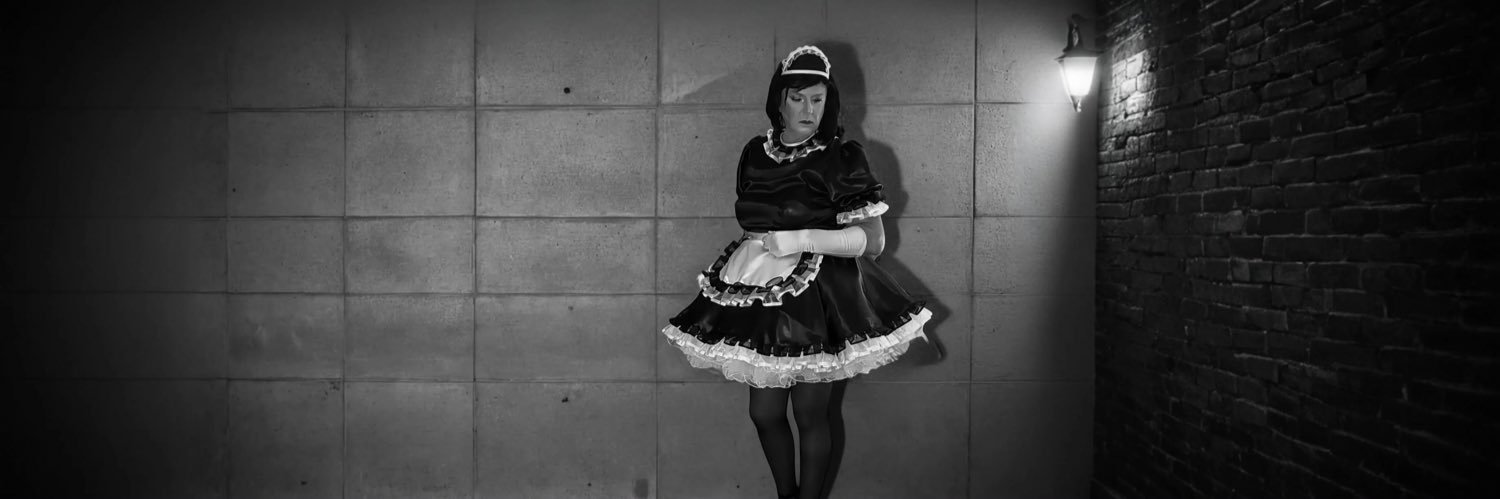 Tracie Etienne banner