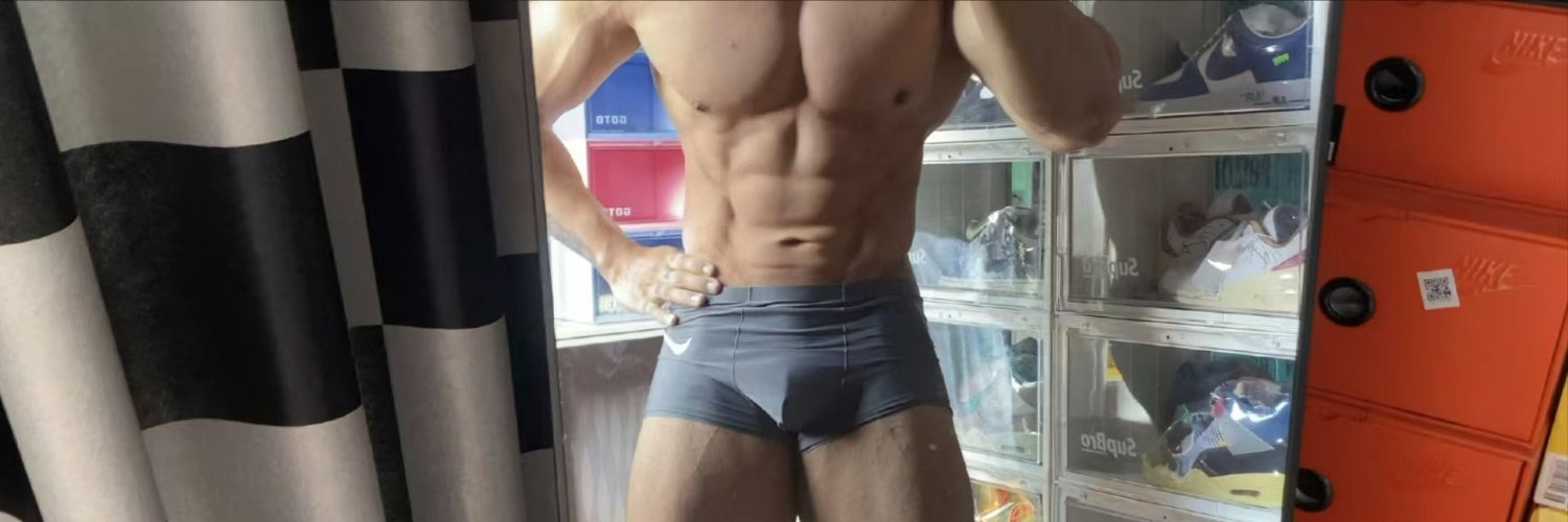 top_Dom_1s's profile banner image